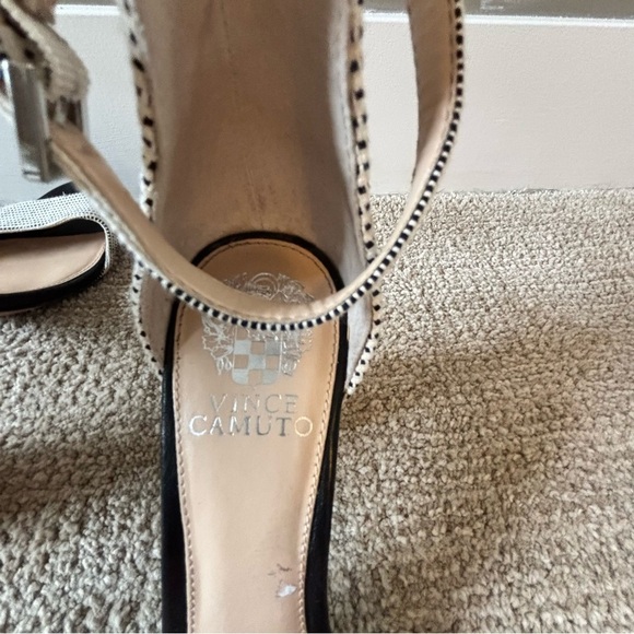 Vince Camuto Sandal Heels - Size 9 - Picture 10 of 10